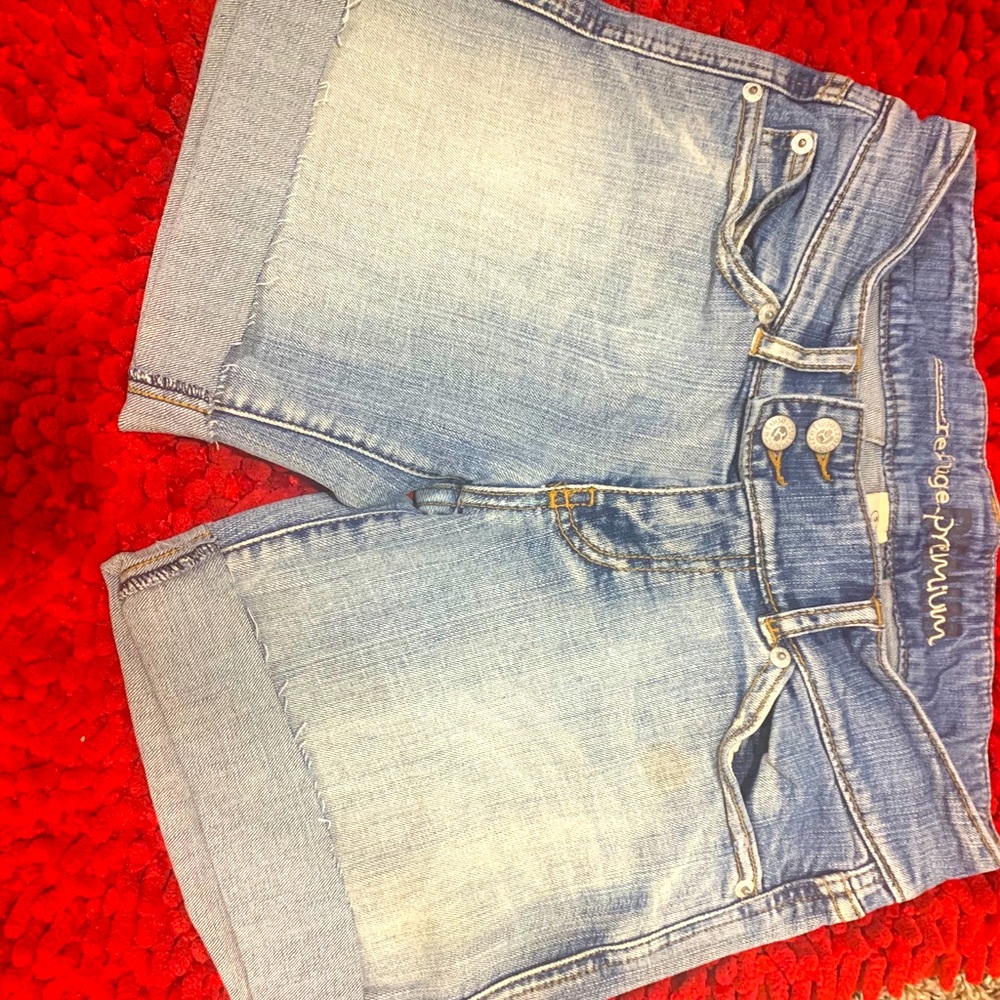 CHARLOTTE RUSSE Refuge cutoff shorts!